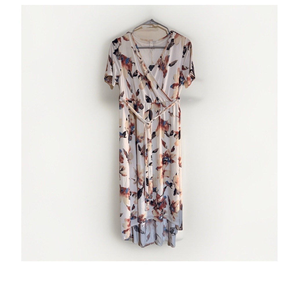 NWT Pink Blush Maternity Dress Ivory Watercolor Floral Hi-Low Wrap Size XL